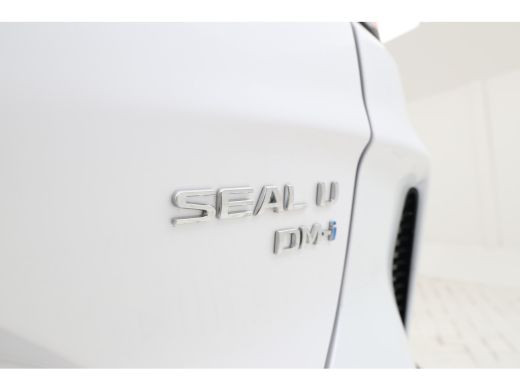 BYD SEAL U 1.5 T DM-i AWD Design 4 wheel drive! trekgewicht 1300kg! ActivLease financial lease