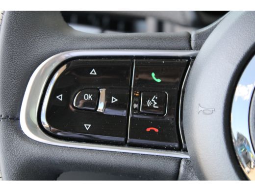 Fiat 500 La Prima 42 kWh | SOH 93% | Navigatie | Panoramadak | Camera | LED koplampen | Lederen bekleding | ActivLease financial lease