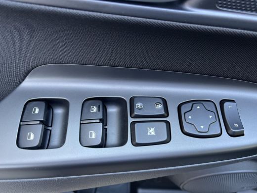 Hyundai Kona 1.0 T-GDI Comfort | Rijklaarprijs! | Navigatie | Cruise Control | Climate Control | ActivLease financial lease