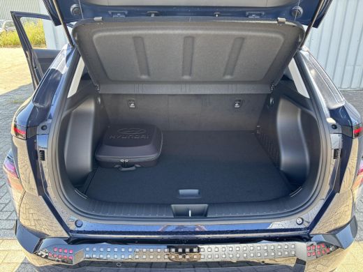 Hyundai Kona Long Range Pure Edition 64.8 kWh | Comfort Pack | WK Deal | | Uit voorraad leverbaar! | Achteruit... ActivLease financial lease