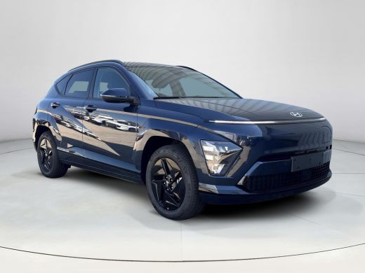 Hyundai Kona Long Range Pure Edition 64.8 kWh | Comfort Pack | WK Deal | | Uit voorraad leverbaar! | Achteruit... ActivLease financial lease