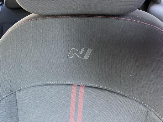 Hyundai Kona N Line Business 64.8 kWh | Rijklaarprijs! | Apple CarPlay/Android Auto | 19-inch N-Line wielen | ... ActivLease financial lease