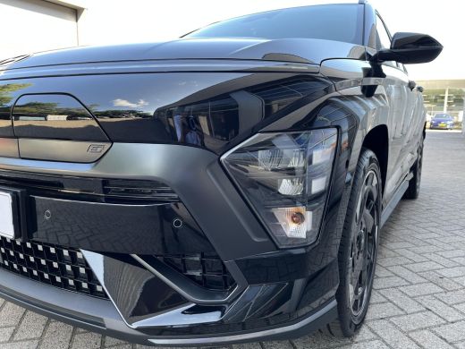 Hyundai Kona N Line Business 64.8 kWh | Rijklaarprijs! | Apple CarPlay/Android Auto | 19-inch N-Line wielen | ... ActivLease financial lease