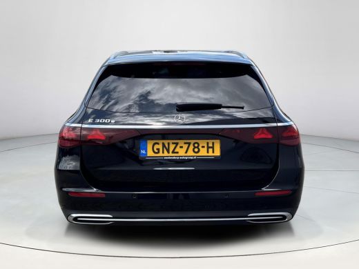 Mercedes-Benz E-Klasse Estate 300 e Luxury Line | Rijklaarprijs | SOH 99,2%  | Sfeerverlichting | Stoelverwarming | Elek... ActivLease financial lease