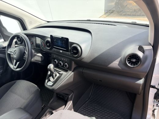 Mercedes-Benz eCitan 112 51kWh L2 284 WLTP 98% (SOH) Camera MBUX Trekhaak 75kW Snelladen Apple Carplay Cruise Control ActivLease financial lease