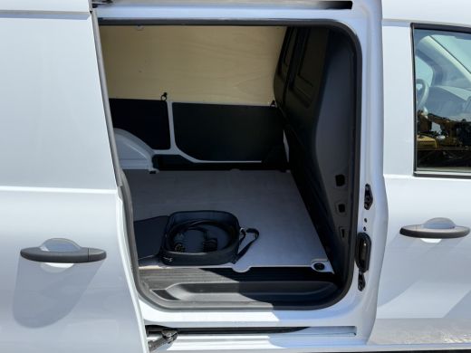 Mercedes-Benz eCitan 112 51kWh L2 284 WLTP 98% (SOH) Camera MBUX Trekhaak 75kW Snelladen Apple Carplay Cruise Control ActivLease financial lease