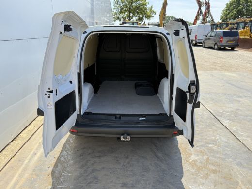 Mercedes-Benz eCitan 112 51kWh L2 284 WLTP 98% (SOH) Camera MBUX Trekhaak 75kW Snelladen Apple Carplay Cruise Control ActivLease financial lease