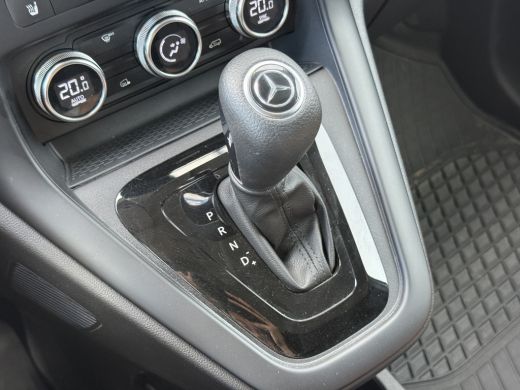 Mercedes-Benz eCitan 112 51kWh L2 284 WLTP 98% (SOH) Camera MBUX Trekhaak 75kW Snelladen Apple Carplay Cruise Control ActivLease financial lease