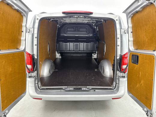 Mercedes-Benz eVito Lang 66 kWh Led 266km actieradius Navigatie Climate control Betimmering ActivLease financial lease