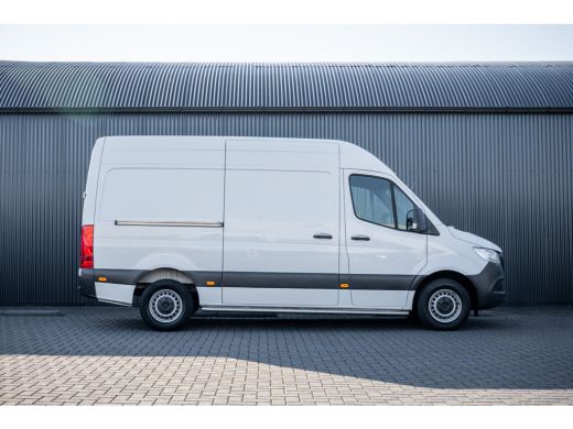 Mercedes-Benz Sprinter 311 CDI RWD L2H2 | Volledig Ingericht | Mbux | Camera | Climatronic ActivLease financial lease