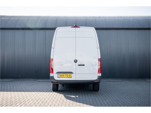 Mercedes-Benz Sprinter 311 CDI RWD L2H2 | Volledig Ingericht | Mbux | Camera | Climatronic ActivLease financial lease