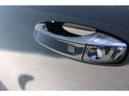 Opel Frontera 1.2 Turbo Hybrid GS | Nieuw | Automaat | Navigatie | Camera | Stoelverwarming | Carplay ActivLease financial lease