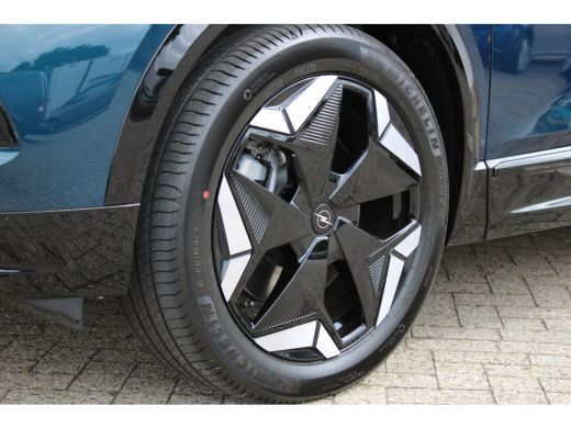 Opel Grandland AWD Ultimate - Electric | Draadloze telefoonlader (Inductie) | Elektronische klimaatregeling met ... ActivLease financial lease