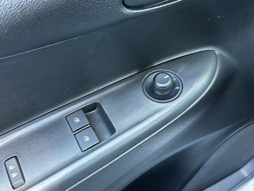 Opel KARL 1.0 120 Jaar Edition | NAVIGATIE + APPLE CARPLAY/ANDROID AUTO| PARKEERSENSOREN ACHTER| CRUISE CON... ActivLease financial lease