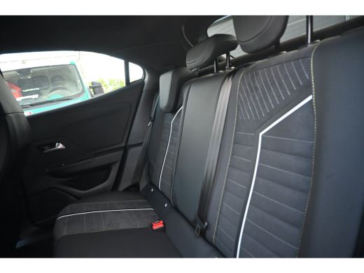 Opel Mokka-e GSE - Electric 280pk | Torsen Sperdifferentieel | Alcantara | Stoel/Stuuverwarming | Navigatie | ... ActivLease financial lease