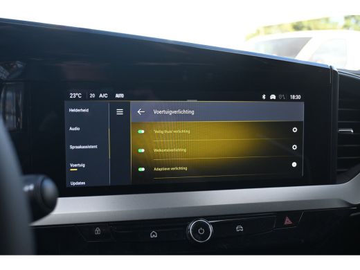 Opel Mokka-e GSE - Electric 280pk | Torsen Sperdifferentieel | Alcantara | Stoel/Stuuverwarming | Navigatie | ... ActivLease financial lease
