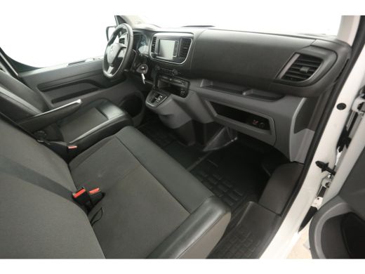 Opel Vivaro-e 75 kWh L2H1 | Snelladen | SOH 87% | Airco | Cruise | 3 Zits | Carplay | Parkeersens. ActivLease financial lease