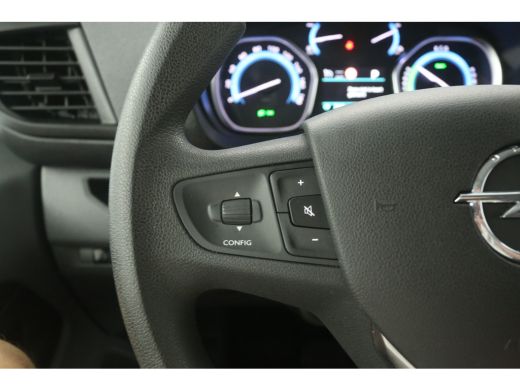 Opel Vivaro-e L2H1 75 kWh | Snelladen | SOH 92% | Airco | Camera | Cruise | Carplay | 3 Zits ActivLease financial lease