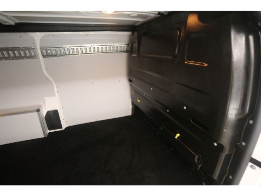 Opel Vivaro-e L2H1 75 kWh | Snelladen | SOH 92% | Airco | Camera | Cruise | Carplay | 3 Zits ActivLease financial lease