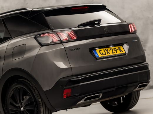 Peugeot 3008 1.6 HYbrid4 300 GT Sport 300Pk Automaat (PANORAMADAK, APPLE CARPLAY, MEMORY SEAT, FOCAL AUDIO, 36... ActivLease financial lease