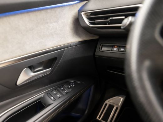 Peugeot 3008 1.6 HYbrid4 300 GT Sport 300Pk Automaat (PANORAMADAK, APPLE CARPLAY, MEMORY SEAT, FOCAL AUDIO, 36... ActivLease financial lease