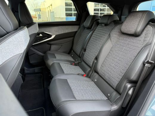 Peugeot 5008 1.2 Hybrid 145 Allure Keyless | Lendensteun | Led | Stoelverwarming | Achteruitrijcamera | Cruise... ActivLease financial lease