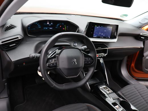 Peugeot e-2008 EV Active 50 kWh SOH 90% | Navigatie | Camera | Parkeersenoren | Apple Carplay/Android Auto | Cli... ActivLease financial lease