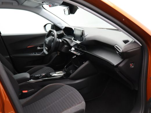 Peugeot e-2008 EV Active 50 kWh SOH 90% | Navigatie | Camera | Parkeersenoren | Apple Carplay/Android Auto | Cli... ActivLease financial lease