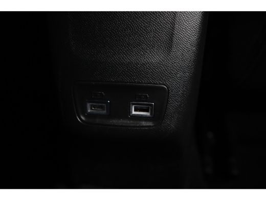 Peugeot e-2008 EV Allure Pack 50 kWh ActivLease financial lease