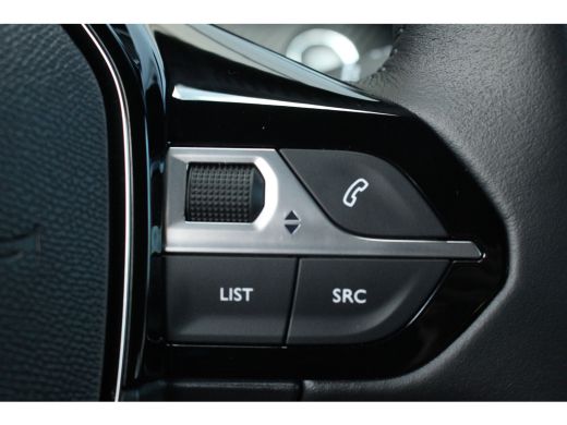 Peugeot e-2008 EV Allure 50 kWh | Climate | Navi | Cruise | Keyless | LED | DAB | PDC | Climate | Navi | Cruise ... ActivLease financial lease