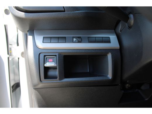 Peugeot Expert Standaard - Elektrisch | 16" stalen velgen | Elektrisch bedienbare en verwarmbare buitenspiegels ... ActivLease financial lease