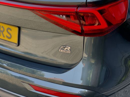Seat Tarraco 1.4 TSI e-HYBRID FR AUT6 PHEV INTENSE PANODAK LEDER NAVI CAMERA DIGI-DASH APPLE-CARPLAY LED LMV PDC ActivLease financial lease