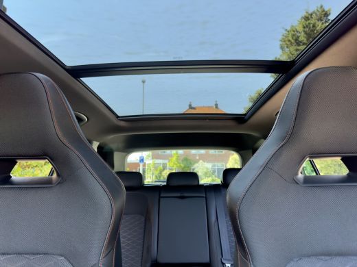 Seat Tarraco 1.4 TSI e-HYBRID FR AUT6 PHEV INTENSE PANODAK LEDER NAVI CAMERA DIGI-DASH APPLE-CARPLAY LED LMV PDC ActivLease financial lease