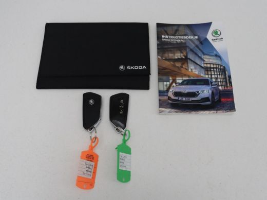 Skoda Octavia 1.4 TSI iV PHEV Sportline Business | SOH 92,5% | Navigatie | Parkeerhulp | Adaptive cruise | DAB+... ActivLease financial lease