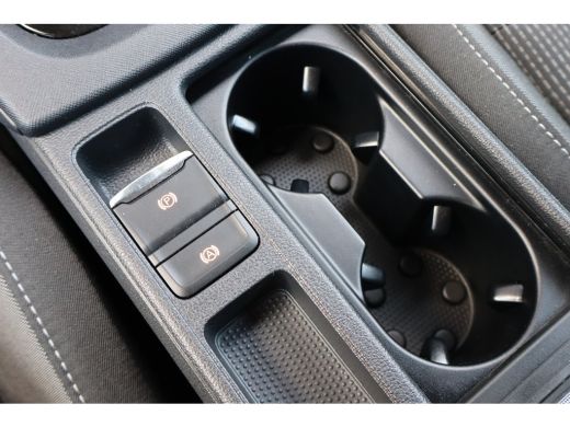 Skoda Octavia Combi 1.0 e-TSI Business Edition 110PK AUTOMAAT|TREKHAAK | Apple Carplay/Android Auto|telefoonint... ActivLease financial lease