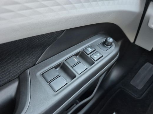 Suzuki Swift 1.2 Select Smart Hybrid **NIEUWE AUTO/ DIRECT LEVERBAAR** ActivLease financial lease