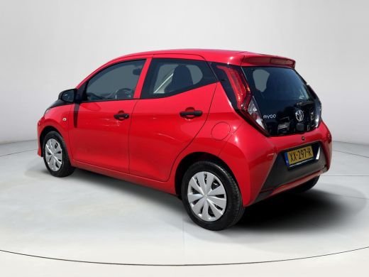 Toyota Aygo 1.0 VVT-i x-fun | 5 deurs | Airconditioning | Bluetooth | Elektrische ramen voor | Centrale deurv... ActivLease financial lease