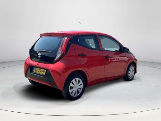 Toyota Aygo 1.0 VVT-i x-fun | 5 deurs | Airconditioning | Bluetooth | Elektrische ramen voor | Centrale deurv... ActivLease financial lease