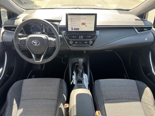 Toyota Corolla Touring Sports Hybrid 140 Dynamic | 06-10141018 Voor meer informatie ActivLease financial lease