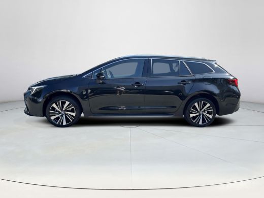 Toyota Corolla Touring Sports Hybrid 140 Dynamic | 06-10141018 Voor meer informatie ActivLease financial lease