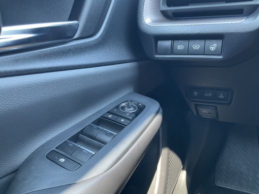 Toyota Prius 2.0 Plug-in Executive Carplay Pano.dak Stoel/Stuurverw. PHEV ActivLease financial lease