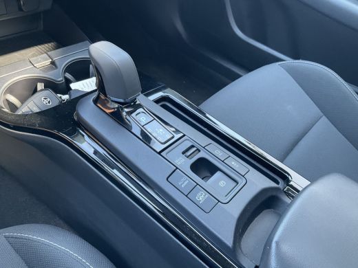 Toyota Prius 2.0 Plug-in Executive Carplay Pano.dak Stoel/Stuurverw. PHEV ActivLease financial lease