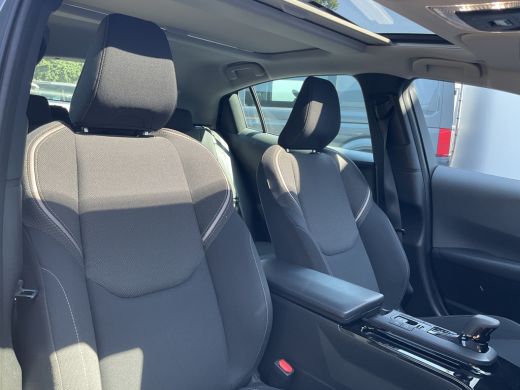 Toyota Prius 2.0 Plug-in Executive Carplay Pano.dak Stoel/Stuurverw. PHEV ActivLease financial lease