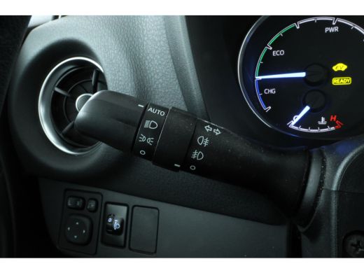 Toyota Yaris 1.5 Hybrid Dynamic Automaat, Navigatie, climate, ActivLease financial lease