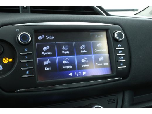 Toyota Yaris 1.5 Hybrid Dynamic Automaat, Navigatie, climate, ActivLease financial lease