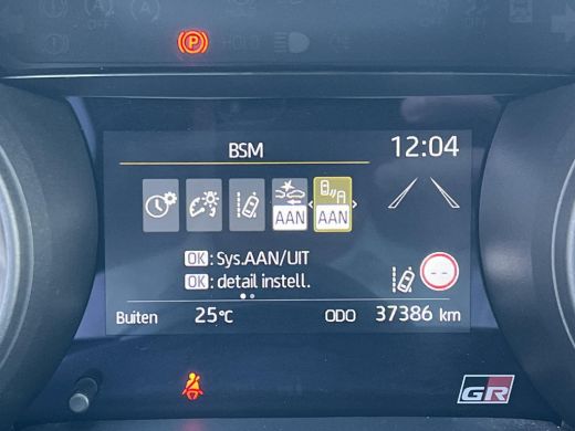 Toyota Yaris 1.5 Hybrid GR Sport | Navigatie | Stoelverwarming | Dode hoek waarschuwing | Head up display | ActivLease financial lease