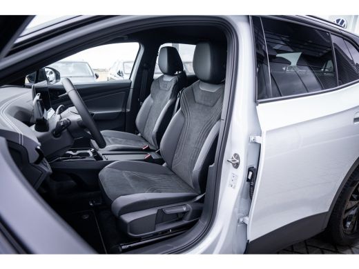 Volkswagen ID.4 Pro Limited Edition | 'App-Connect' draadloze smartphone integratie | Achterbank in ongelijke del... ActivLease financial lease
