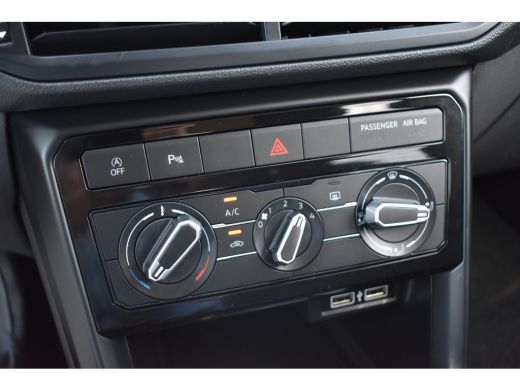 Volkswagen T-Cross 1.0 TSI 95PK Life | ACC | Dode hoek detectie | PDC V+A | Apple Carplay & Android Auto | Getint gl... ActivLease financial lease