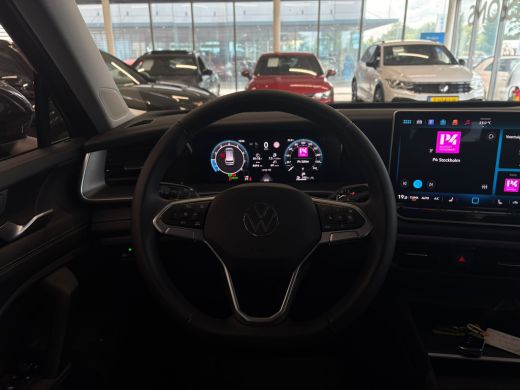 Volkswagen Tayron 1.5 eTSI 150 pk Life 7-DSG. 7Pers. | Achteruitrijcamera | Cruise control adaptief | Stuur/stoel v... ActivLease financial lease