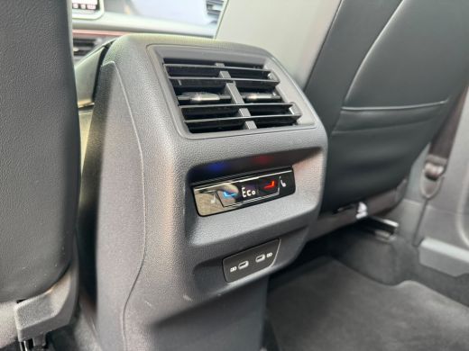 Volkswagen Tiguan 1.5 eHybrid 204PK DSG HYBRID LIFE ENERGY NAVI/360CAMERA/TREKHAAK ActivLease financial lease